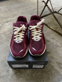 New Balance 2002r Bordeaux