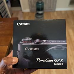 Canon G7x Mark III Camera