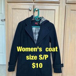 Women's  coat  (size S/P)  -  $10