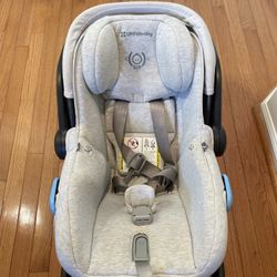 UPPAbaby Mesa Car seat 