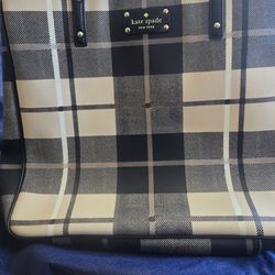 Kate Spade Large Tote With Matching Wallet
