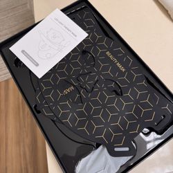 Red Light Therapy Mask for Face & Neck – Brand New