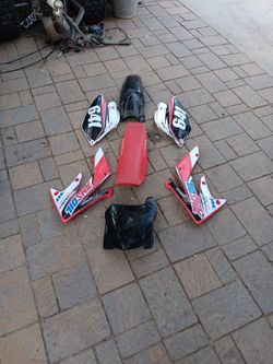 07-09 Crf250r Plastics And Seat