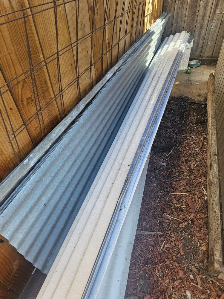 Láminas De Metal Y De Plastico