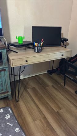 Desk