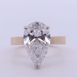 GIA Certified 4.55 carat engagement ring / Matching wedding band
