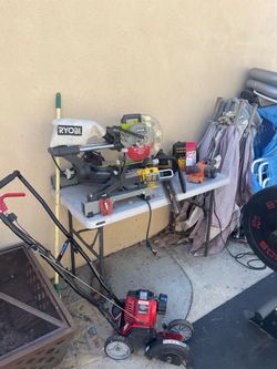 Used tools ( NO BATTERIES)