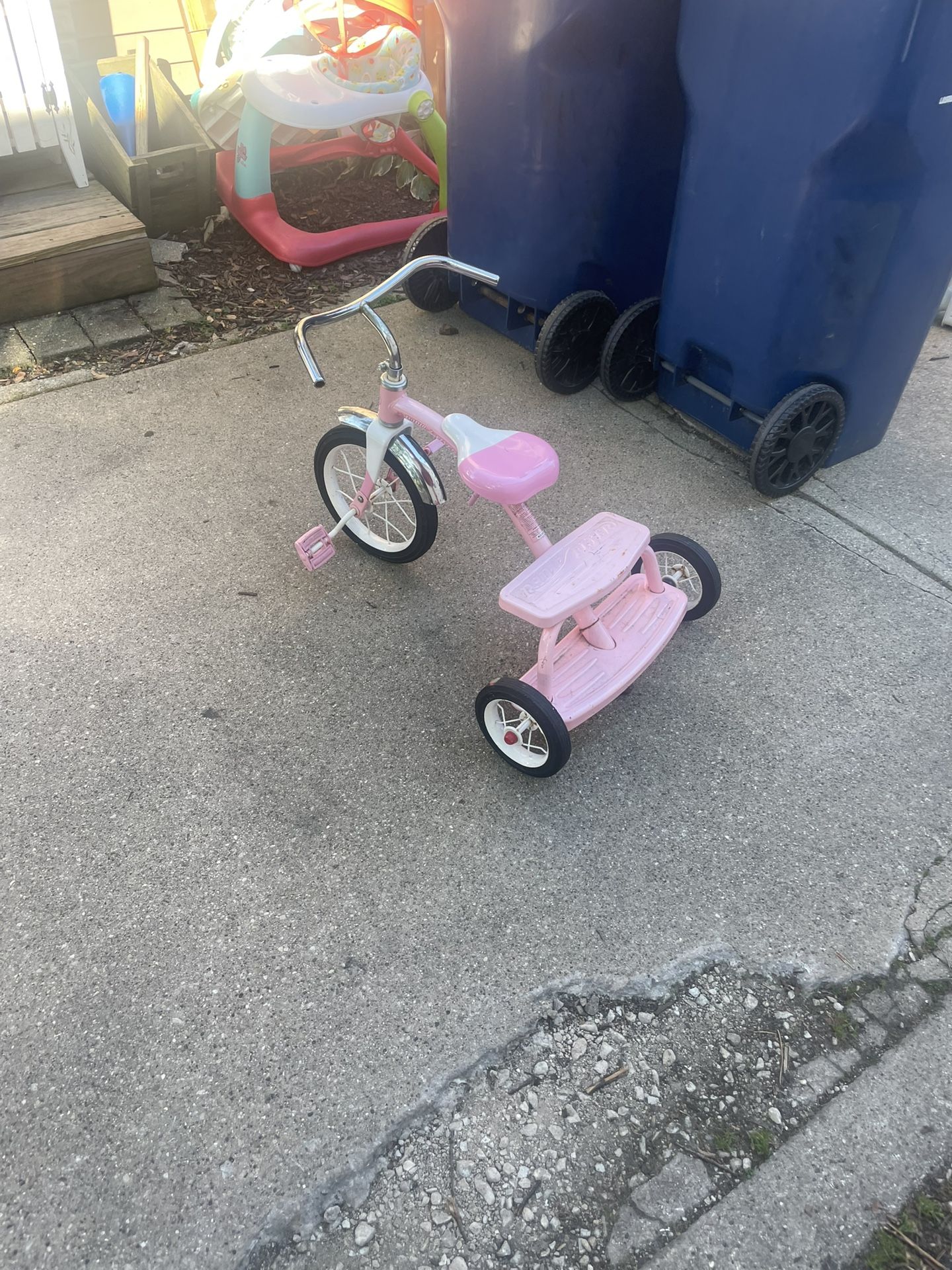 Radio Flyer Kids Tricycle, Pink, rolls perfect, $20