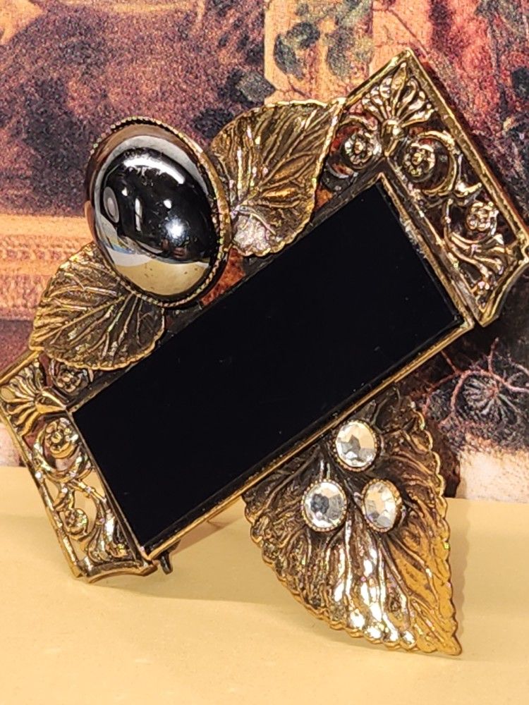 #2056, ERMANI BULATTI, ART DECO  BROOCH 1985's ARCHITECTURAL PIECE (BROOCH 2.3"IN
