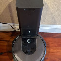 Roomba i7