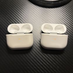 Airpod Cases X2 (only cases!!!) 