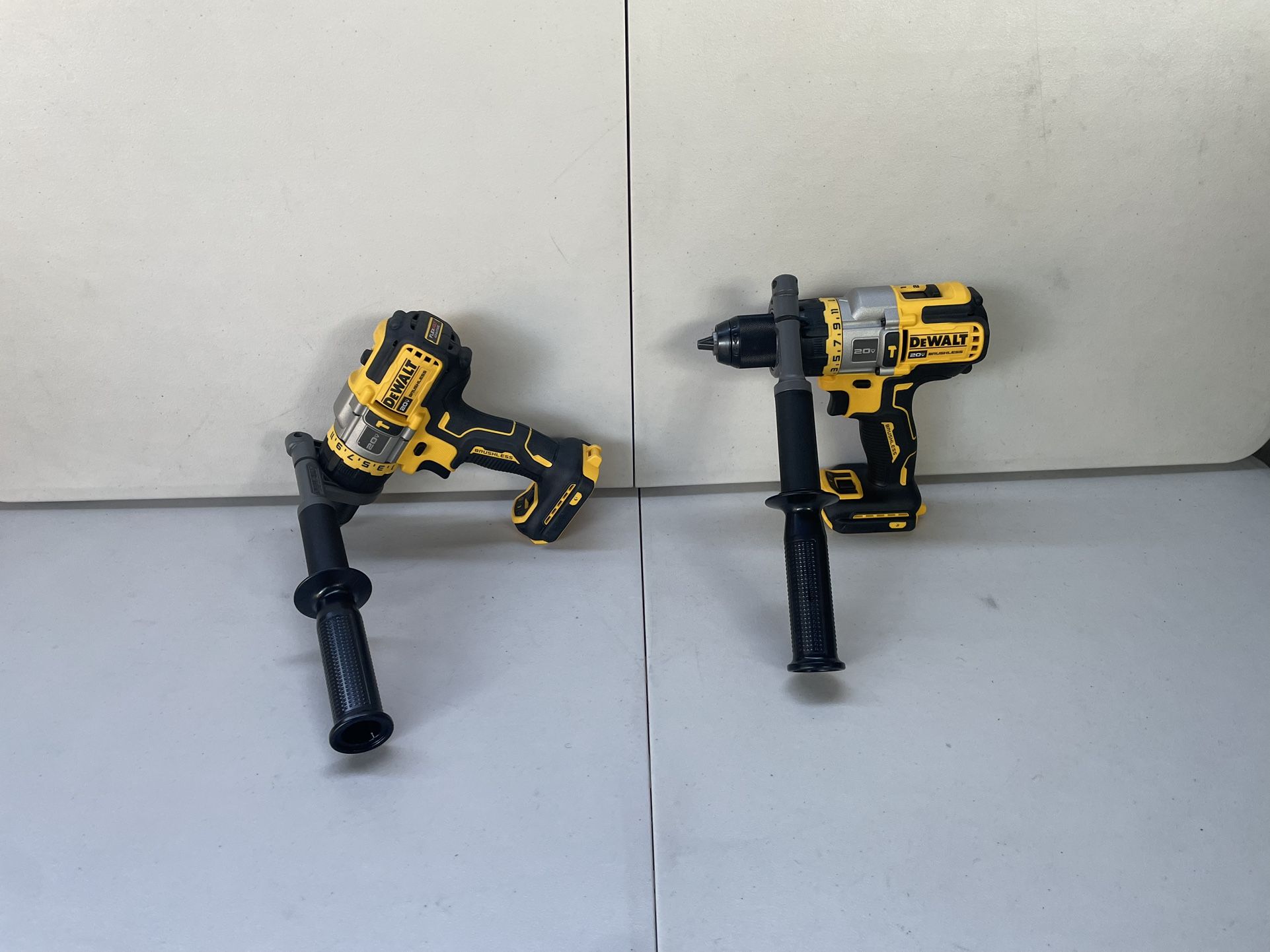 Dewalt 20v Hammer Drill/Drill Driver 1/2” DCD999 Brushless 3 Speed (Tool Only)
