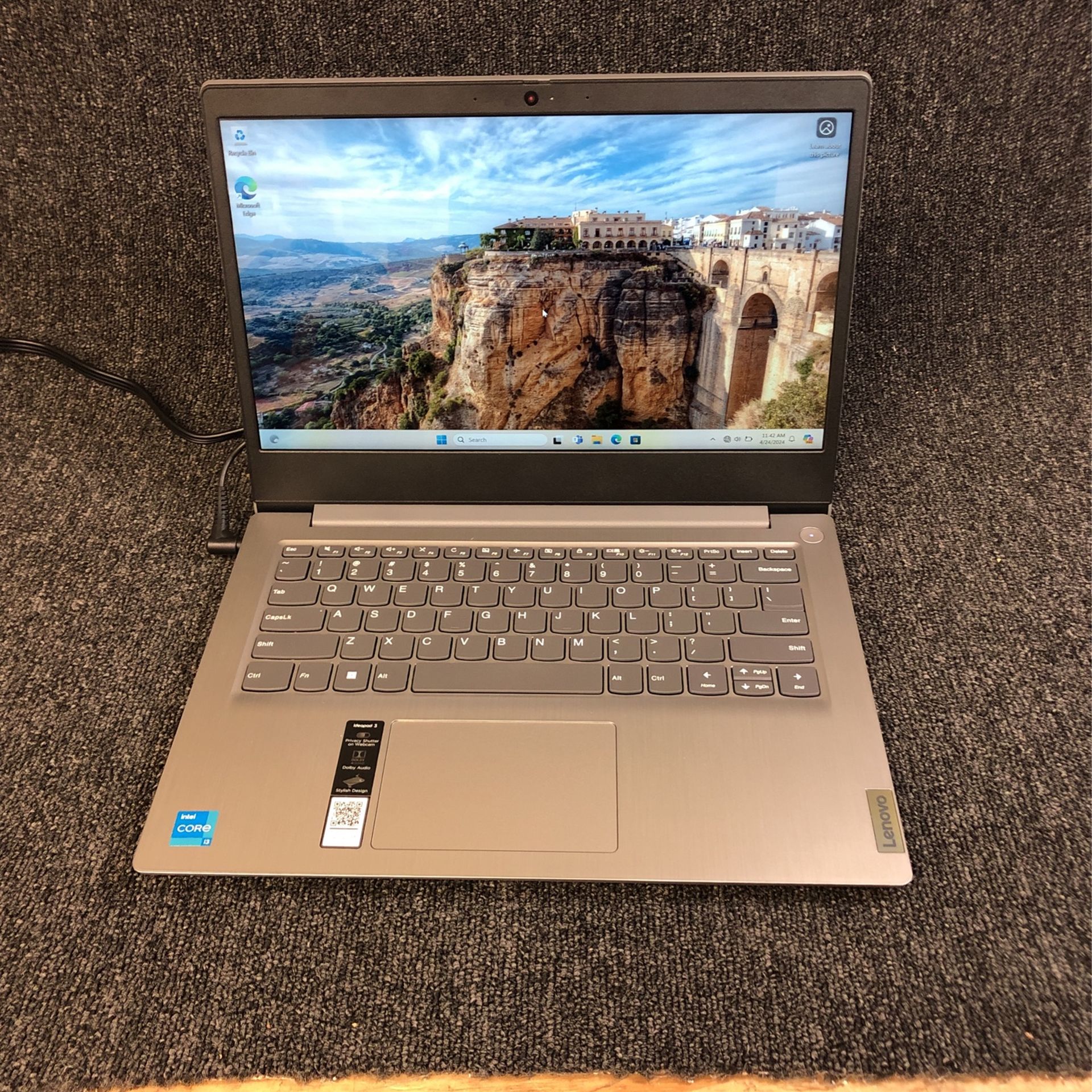 #14 Lenovo Ideapad 3 I3-1115 G4 8 Gb Ram 240 Gb Ssd Win 11 Home Brand New Screen  30 Day Warranty!