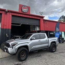 Westcott Designs Precollar Lifts Available!! Perfect for New Gen Tacoma,Tundra and 4Runners!!