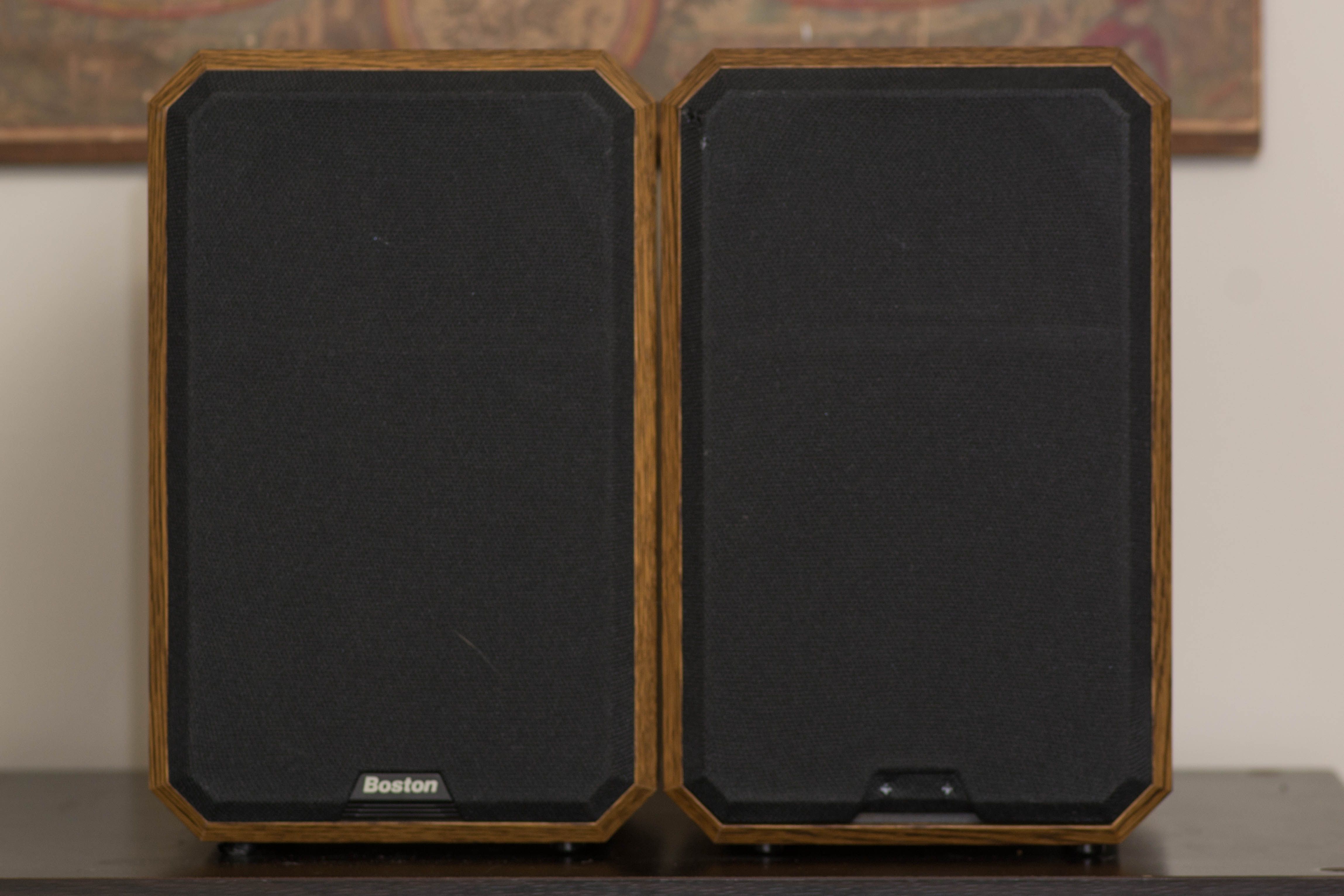 Boston Acoustics HD5 Bookshelf Speakers