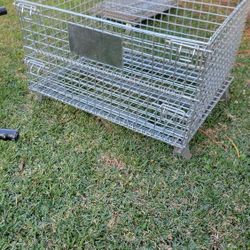 Collapsible Wire Containers (Cages)