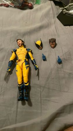 Marvel legends wolverine hugh jackman bonus screaming head