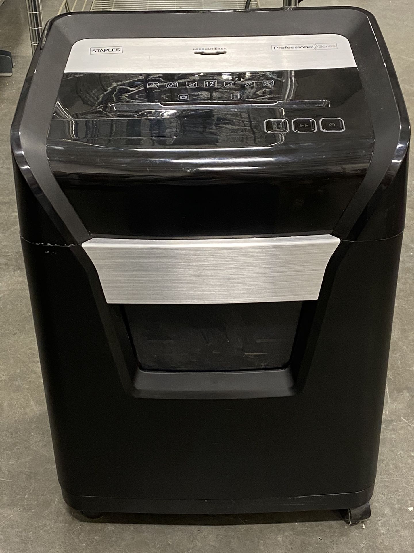 Staples Professional Shredder SPL-TMC12A