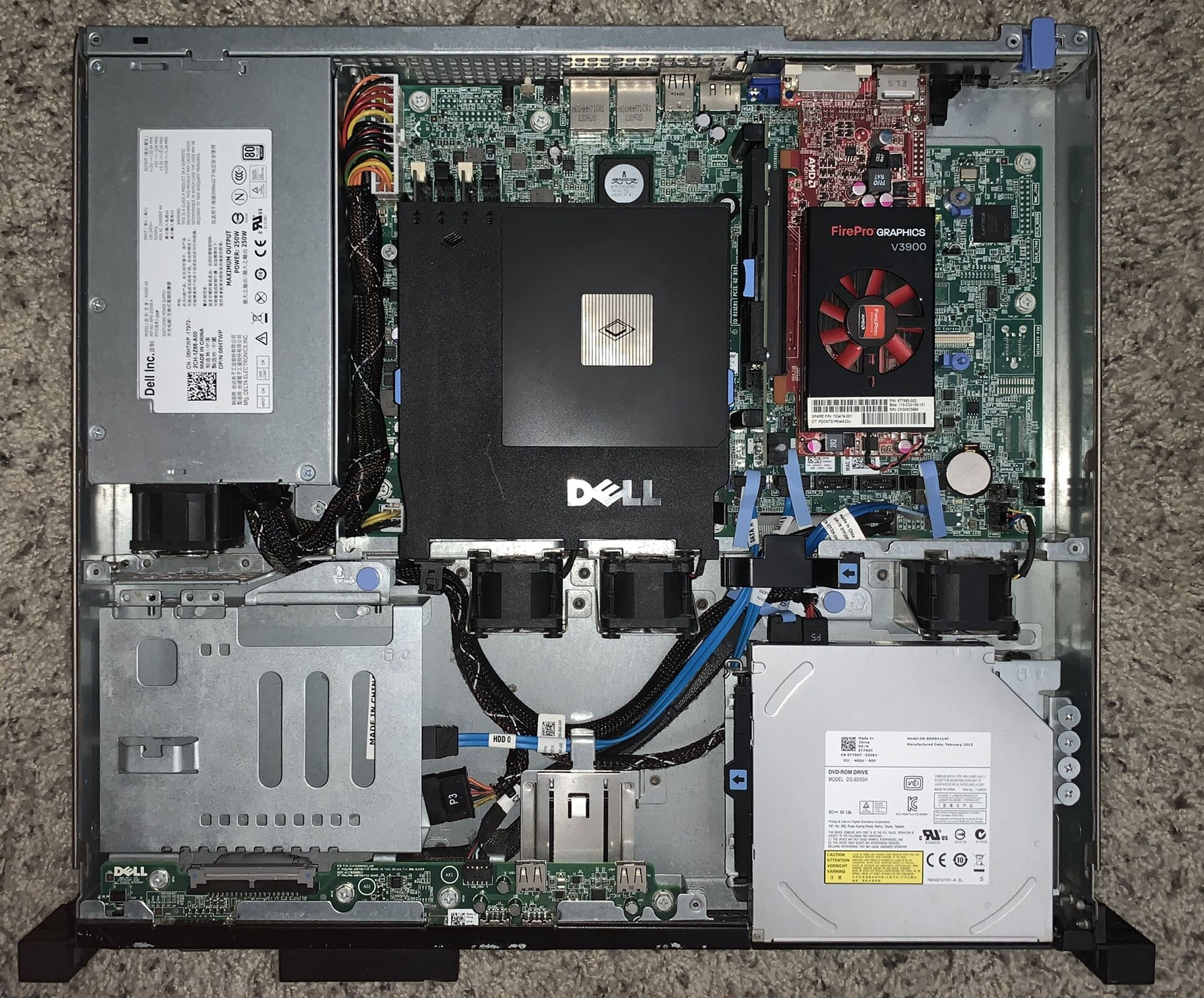 Dell PowerEdge R210 II Server Intel Xeon w/Case and Rack Keyboard
