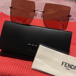 FENDI GLASSES
