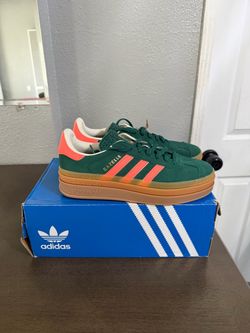 Adidas gazelle bold size 6.5y / size 8 women