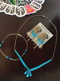 Beautiful Silver Jewelry set together ! 💙 Necklace & bracelet & earrings 💙