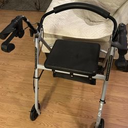 Rollator  $40  