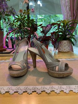 Nine West size 8 heels