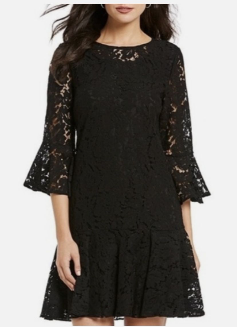 Brand New Woman’s Isaac Mizrahi Live brand Black Lace Dress Up For Sale