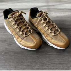 Air Max 95 ‘ Metallic’
