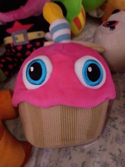 Og rare Carl the cupcake plush funko with tush tag  like new