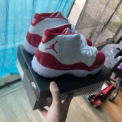 Jordan 11 R3ps 110$