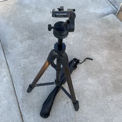 pro master Tripod with accessory 
