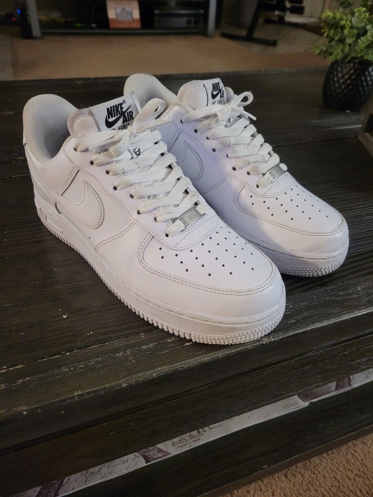 Air Force 1 White Shoes FlyEase Size 8.5