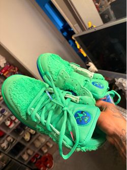 Nike Grateful Dead green