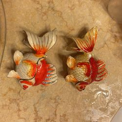 2 Ceramic Fish (Decor)