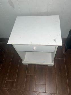 End table