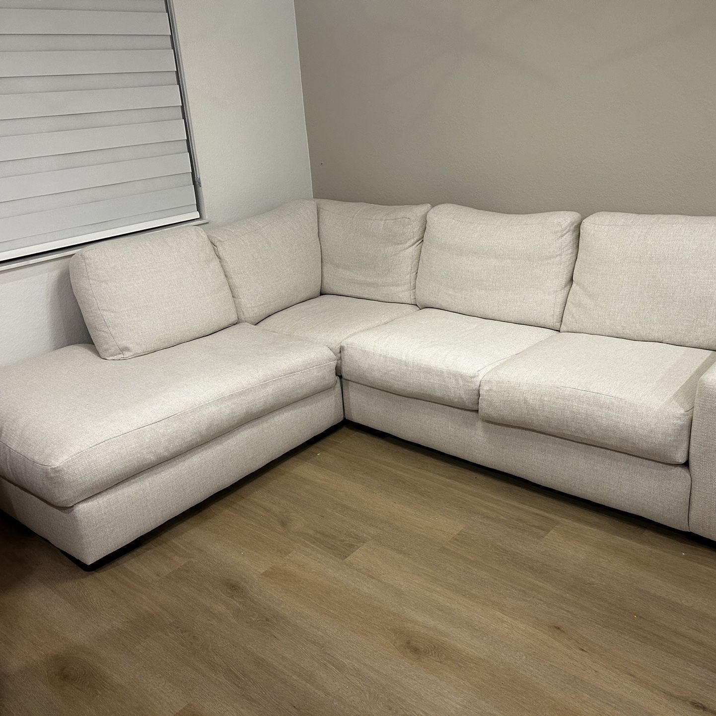 Sectional Couch Ivory Color 