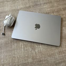 MacBook Air 8GB