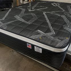Queen sizes black series Euro Pillow Top 12” medium firm 🆕  In Plastic   Mattress only $199  Mattress with box spring $260  Delivery $30 All sizes av