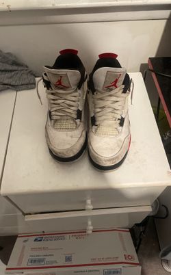 Jordan 4 Size 9.5 In Men