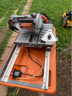 RIDGID TILE SAW 7 1/2