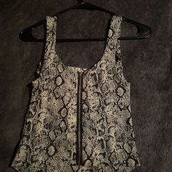 Small snake skin pattern top