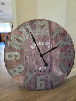Large wall clock
