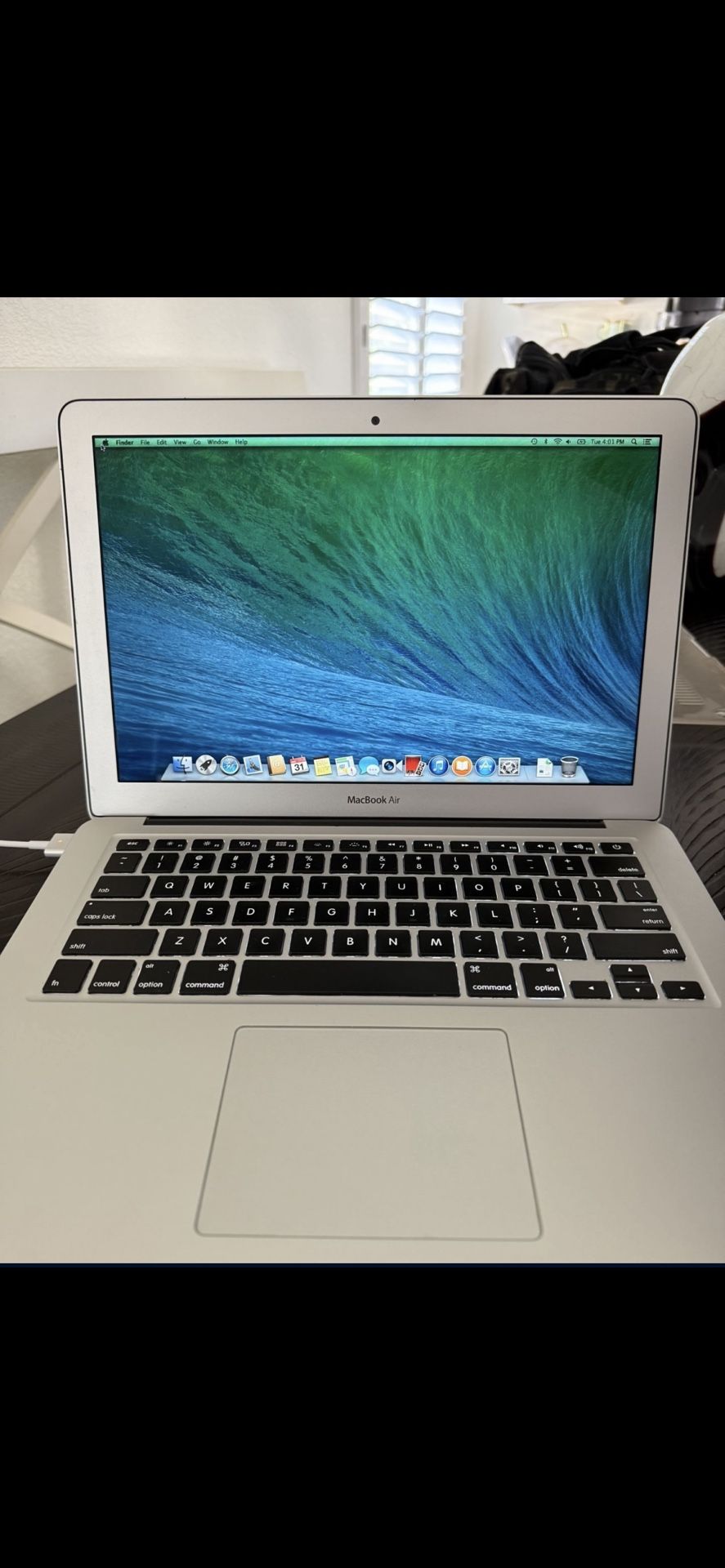 Mac Book Air A1466