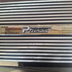 AMPLIFICADOR AMPLIFIER PERFORMANCE TECNIKE 2 CHANELS GOOD CONDICIÓN ABLO ESPAÑOL
