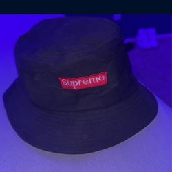 Supreme Bucket Hat