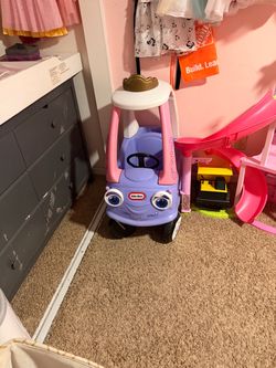 👑 Little Tikes Princess Cozy Coupe — $50