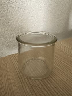 Standard Yoplait Oui Jar (5oz)