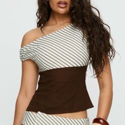 Princess Polly Brown Striped Off the Shoulder Top - Size: US 0